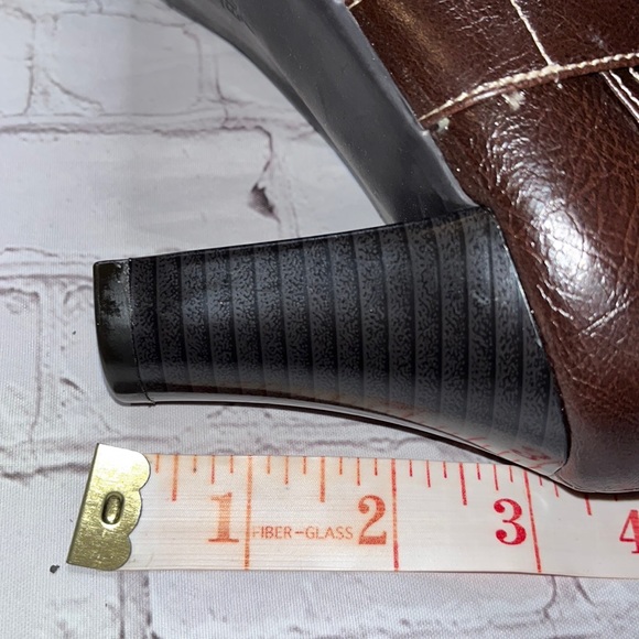 A2 by Aerosoles. Brown ankle boots. Women’s size 9 - Picture 5 of 14